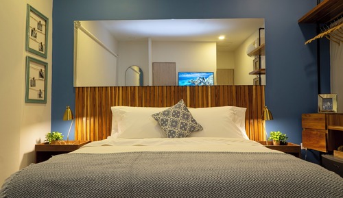 Comfort Room, Bay View