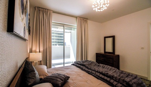 Deluxe Apartment, City View