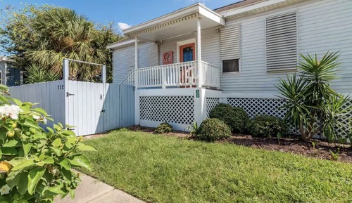 House, 2 Bedrooms