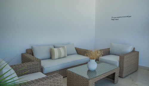 Studio Suite, City View