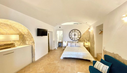 Luxury Townhome, City View