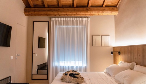 Deluxe Room, Valley View