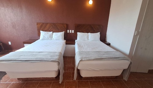 Standard Room, 2 Double Beds
