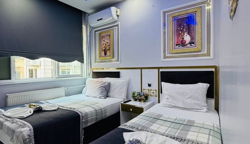 Standard Twin Room