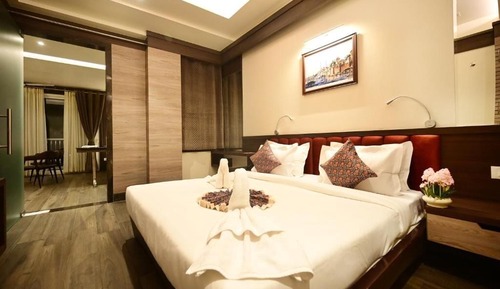 Luxury Suite, Balcony, City View