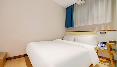 Junior Double Room