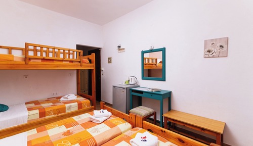 Quadruple Room, Balcony, Courtyard View