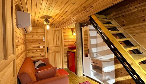 Comfort Suite, Balcony, Mountain View