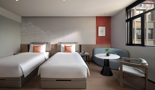 Comfort Twin Room, Air conditioning, City View