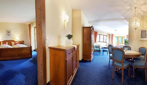Comfort Suite, Balcony, Park View