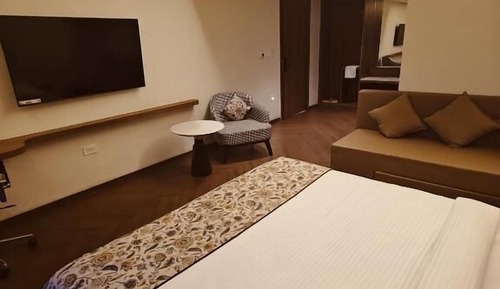 Superior Room, City View
