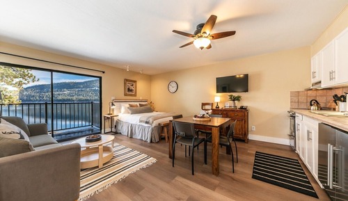 Condo, 1 Bedroom
