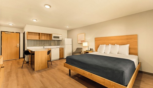 Suite, 1 King Bed, Non Smoking