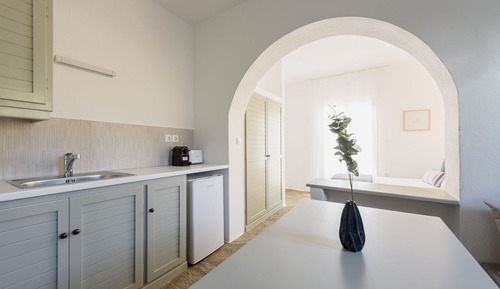 Luxury Studio, City View