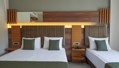 Comfort Triple Room, Balcony, Pool View