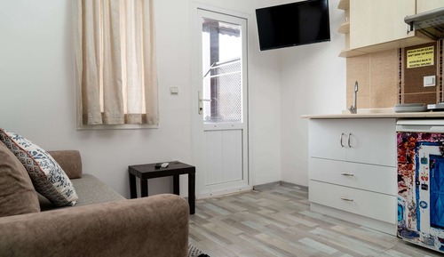 Superior Triple Room, Balcony, Garden View