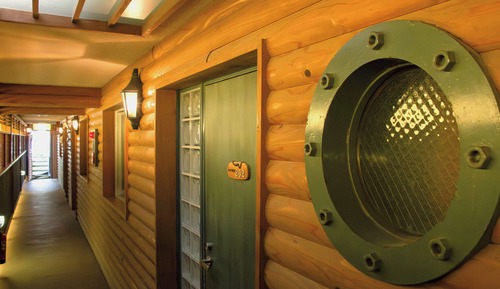 Signature Cabin Ocean View (Pets Allowed)