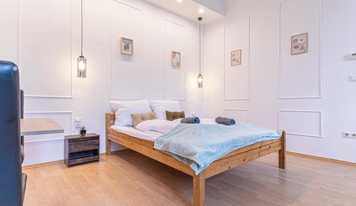 Basic Double Room