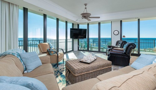 Condo, 3 Bedrooms