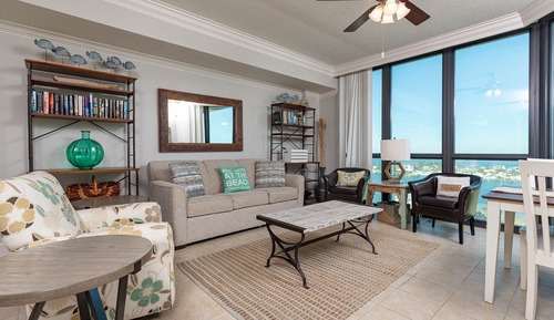Condo, 2 Bedrooms