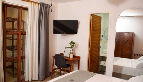 Deluxe Double Room, Garden View