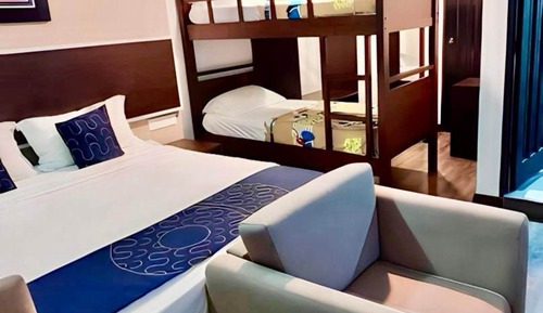 Family Room, City View