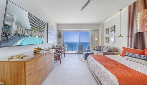 Deluxe Condo, Balcony, Ocean View
