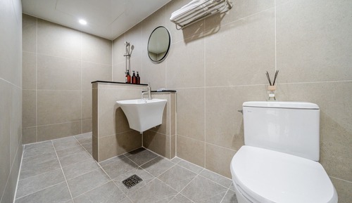 Basic Room, 1 Bedroom (Room 203(Studio/Private BBQ))
