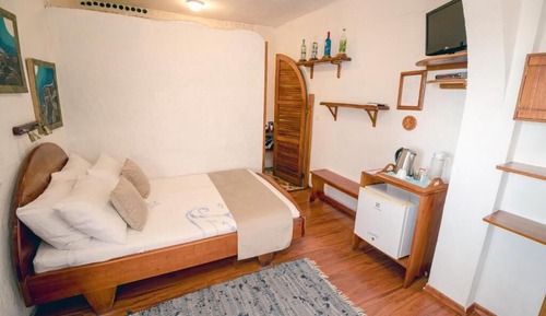 Standard Single Room, Partial Sea View