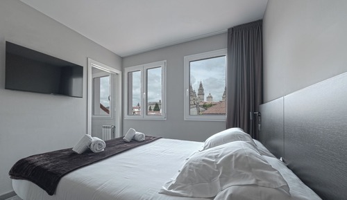Superior Double Room, City View