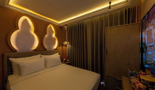 Luxury Double Room, Balcony, City View