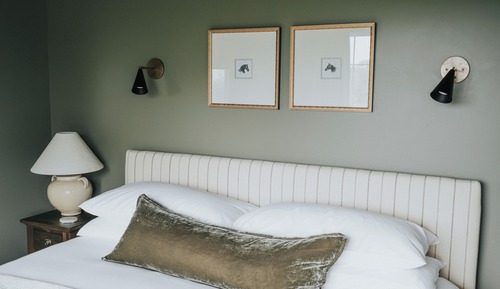 Luxury Cottage, 1 King Bed, Private Bathroom, Hill View