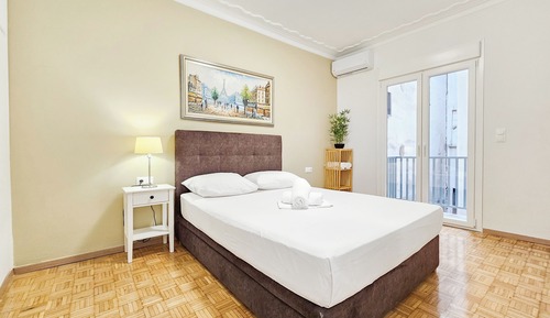 Deluxe Apartment, City View