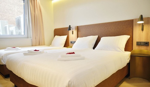 Comfort Triple Room
