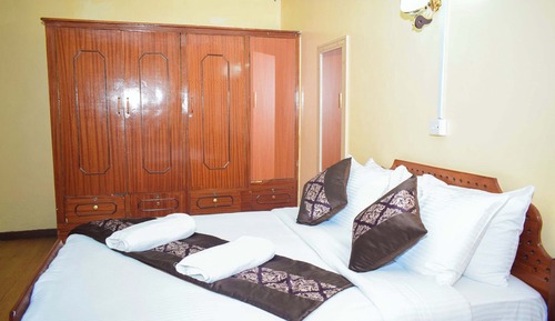 Deluxe Double Room, City View