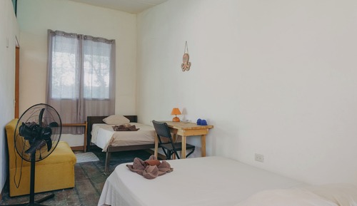 Basic Triple Room, Garden View