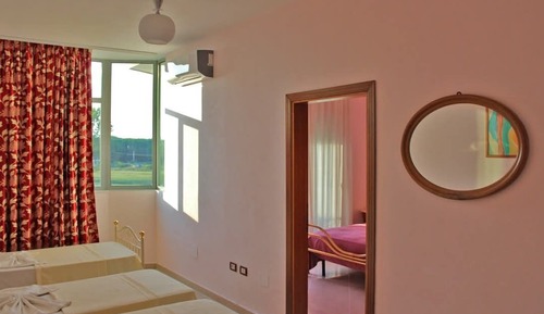 Standard Quadruple Room, Balcony, Garden View