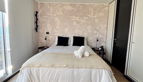 Comfort Apartment, Balcony, City View