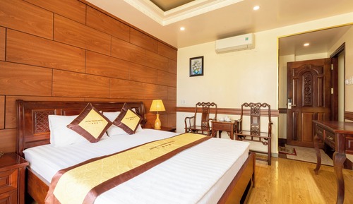 King Room with Balcony