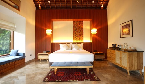 Suite, Garden View