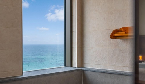Basic Room, 1 Bedroom (A 301 (Ocean View, Jacuzzi))