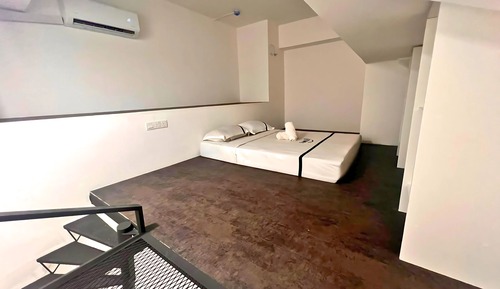Deluxe Duplex