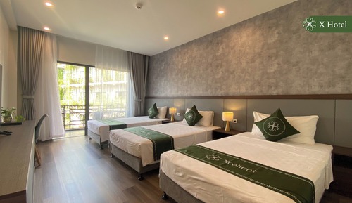 Business Triple Room, Pool View