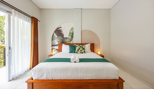 Deluxe Room, 1 Queen Bed