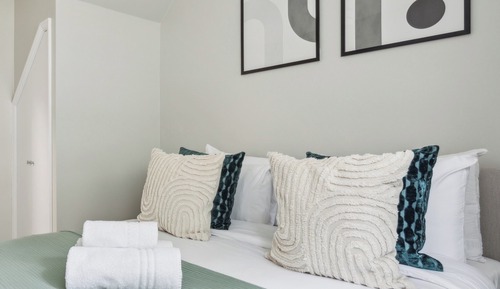 City Apartment, 2 Bedrooms, Non Smoking