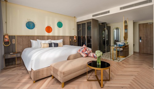 Premium King Room
