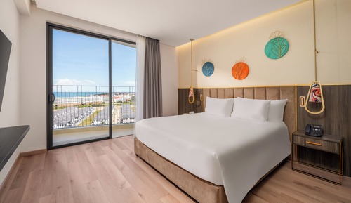 Classic Ocean View King Room