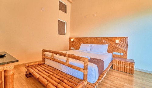 Bamboo suite room With Balcony