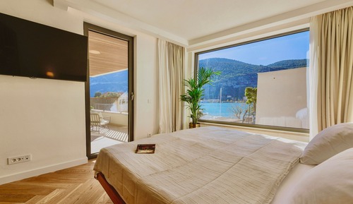 Exclusive Villa, 5 Bedrooms, Private Pool, Sea View