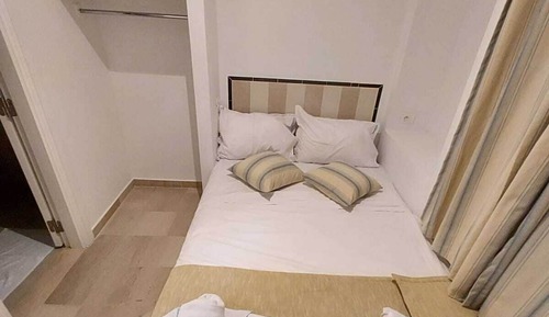 Classic Double Room, City View